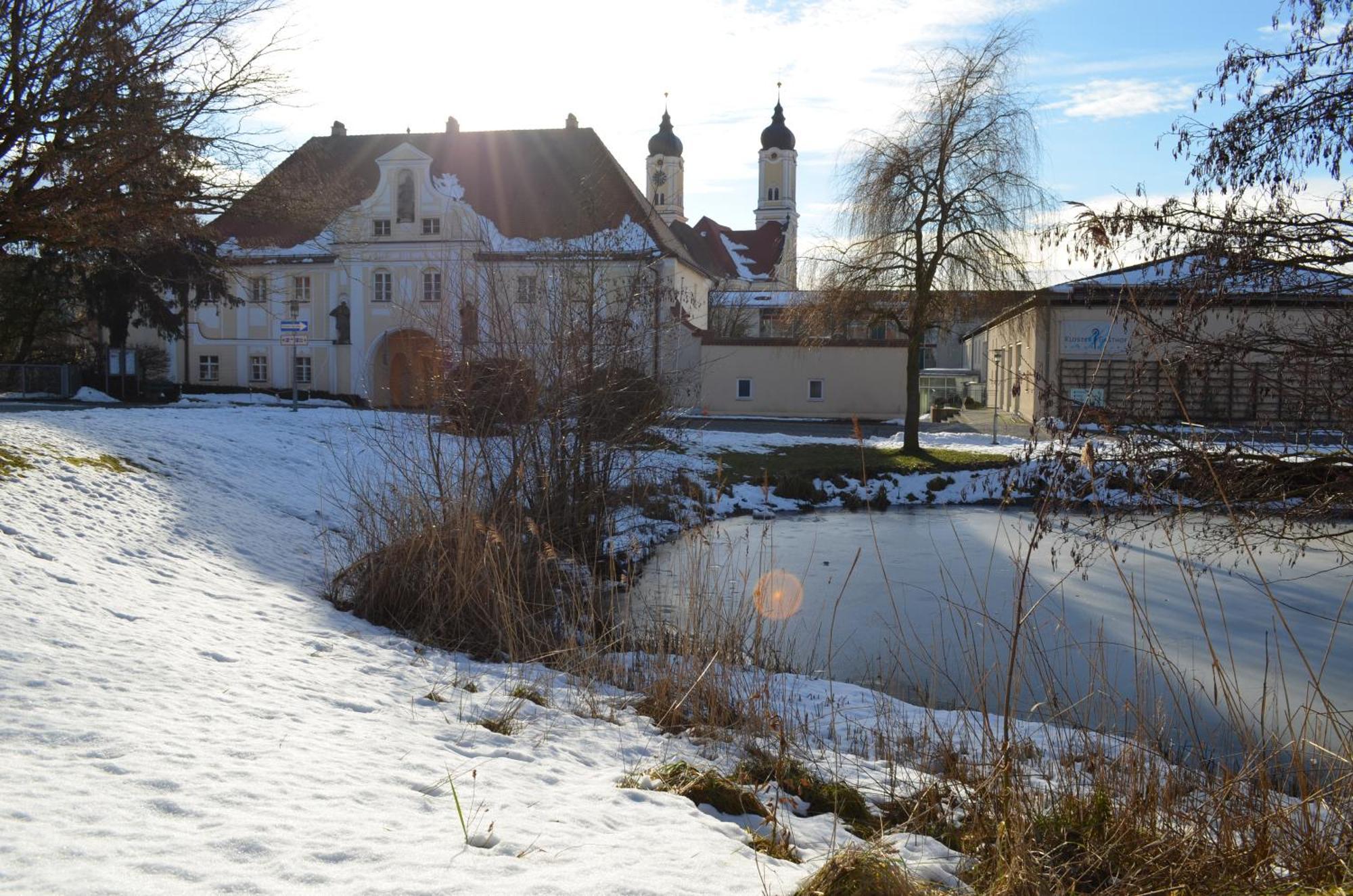Klostergasthof Roggenburg Dış mekan fotoğraf